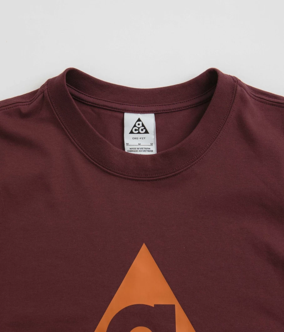 Nike ACG Men's HBR T-Shirt - Lightweight Quick-Dry Outdoor Tee for Hiking & Training