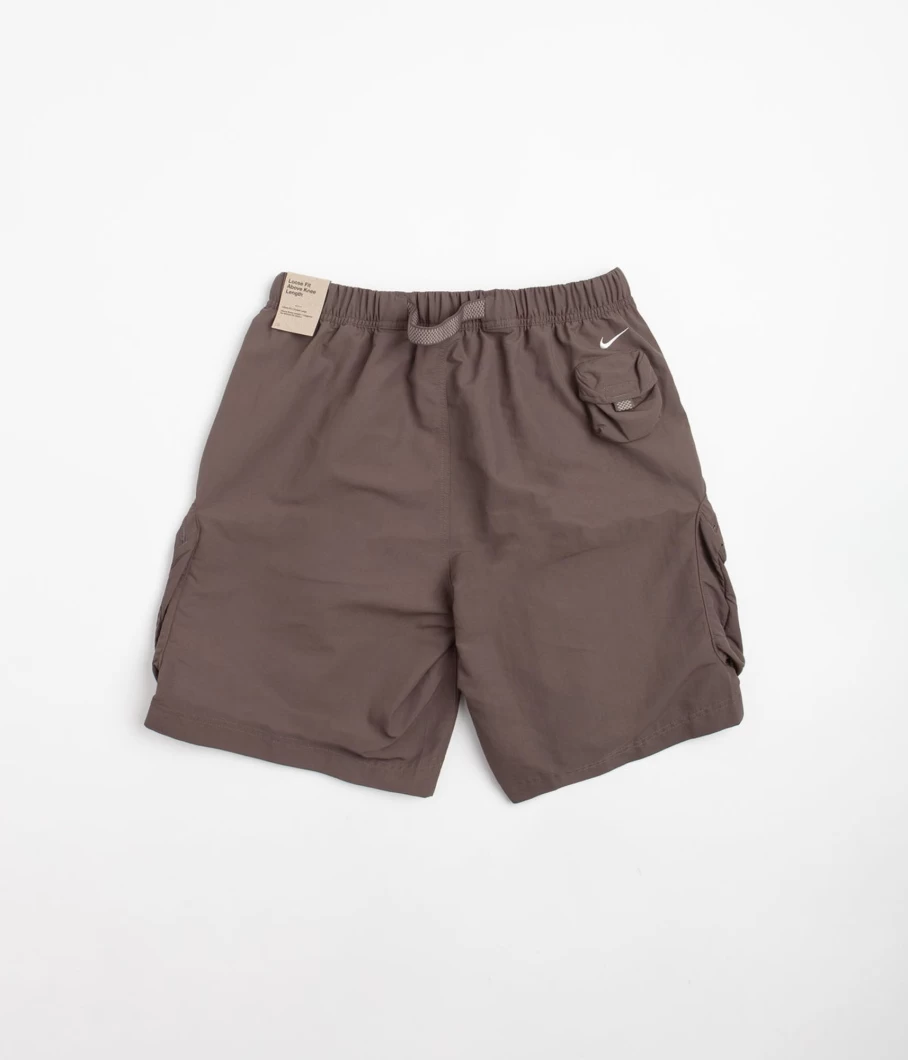 Nike ACG Men's Snowgrass Cargo Shorts - Durable Outdoor Hiking Shorts for Men