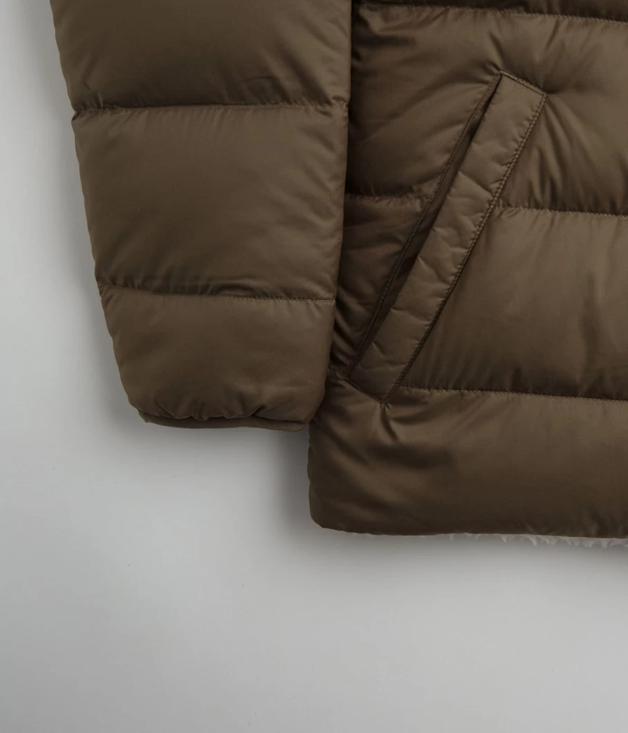 Patagonia Men's Reversible Silent Down Jacket - Lightweight Warm Water-Resistant Winter Coat