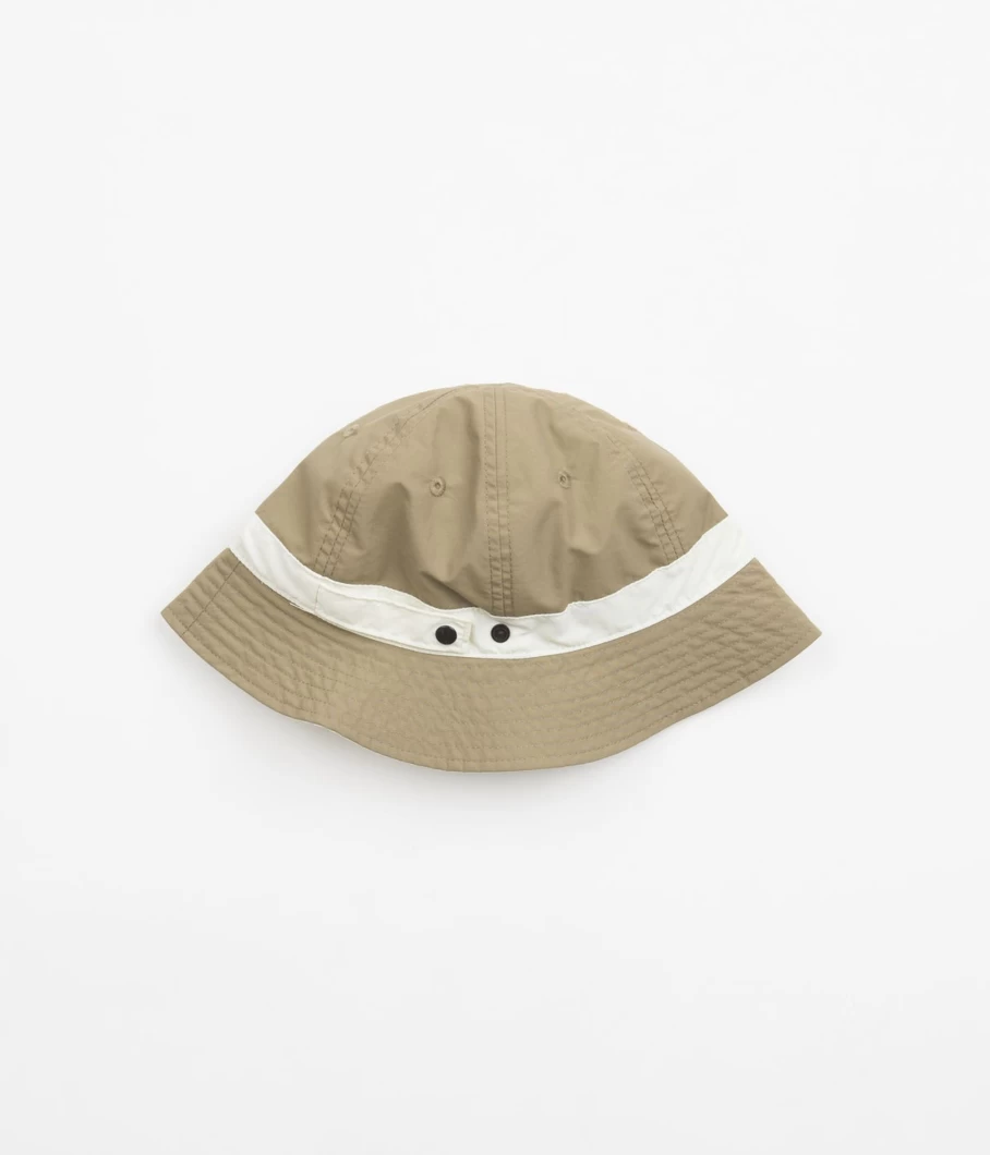 Norse Projects Men's Tab Series Water-Repellent Nylon Bucket Hat for Outdoor Style