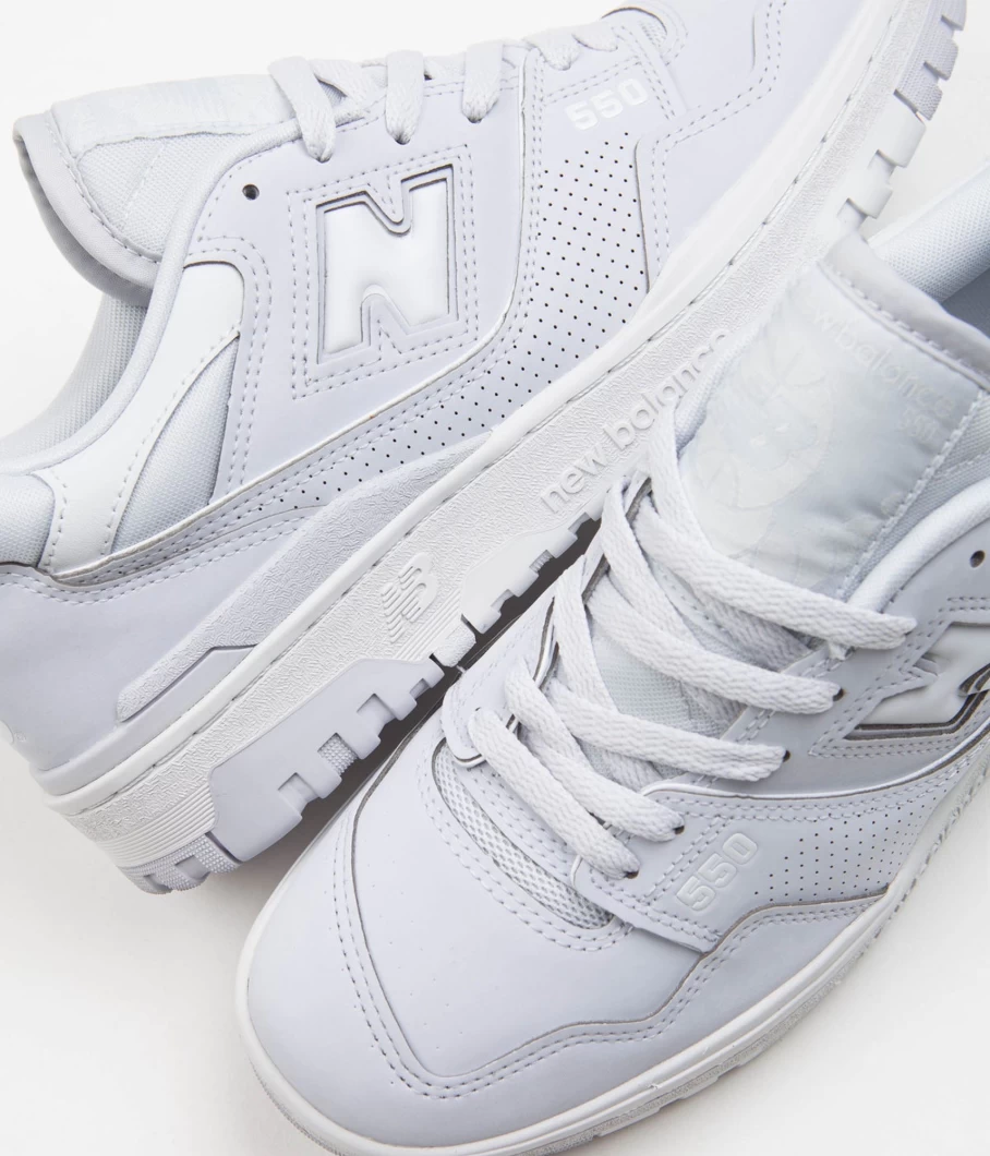 New Balance 550 Men's Basketball Shoes – Classic Style & Comfort
