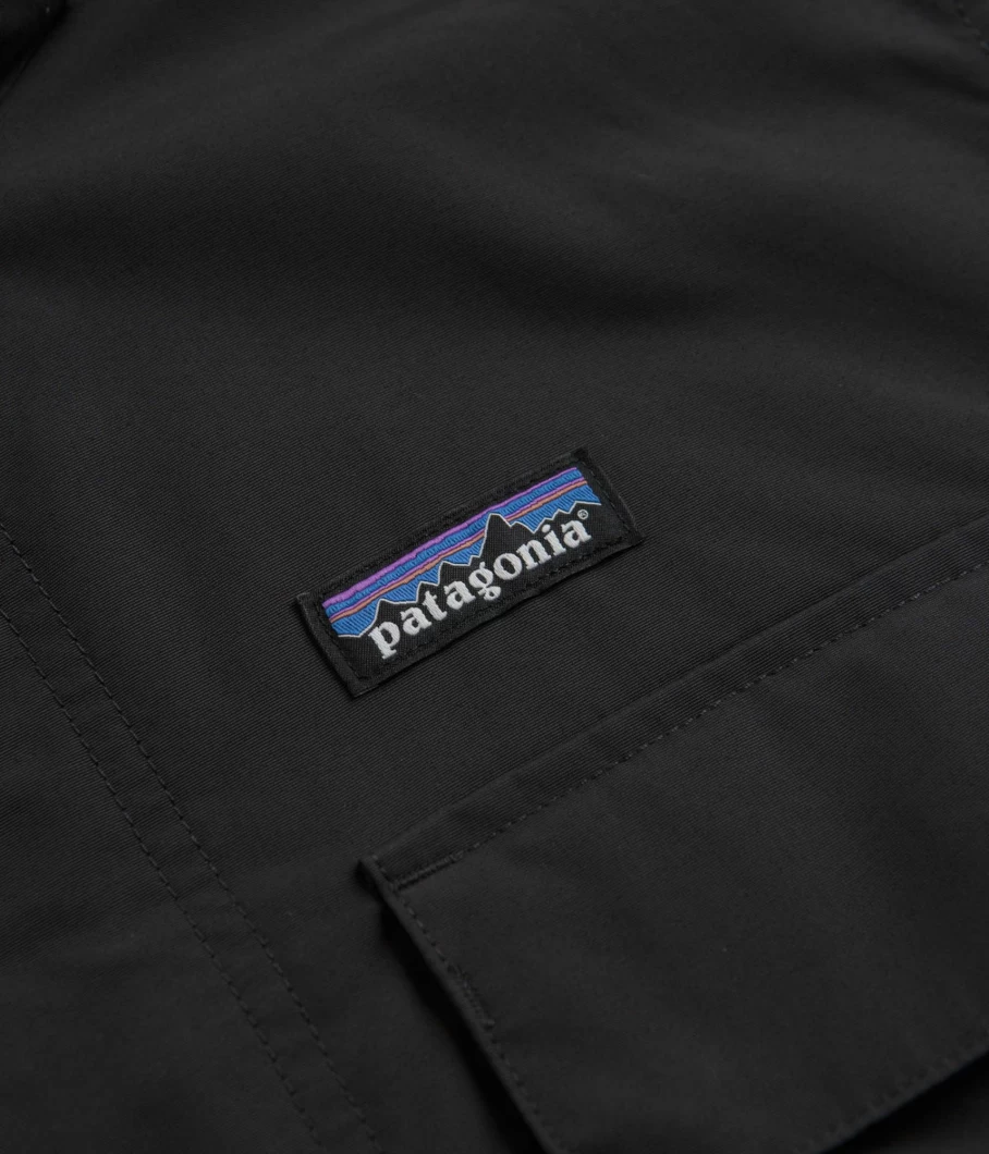 Patagonia Isthmus Parka for Men - Waterproof Insulated Jacket for Outdoor Adventures