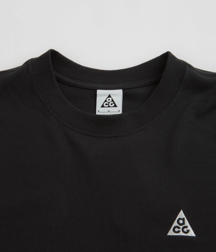 Nike ACG Men's Heavyweight Long Sleeve T-Shirt for Outdoor Activities