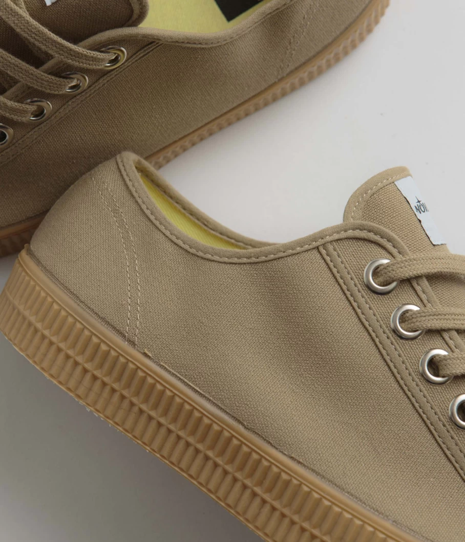 Novesta Star Master Men's Sneakers - Classic Vintage Style Canvas Shoes for Men