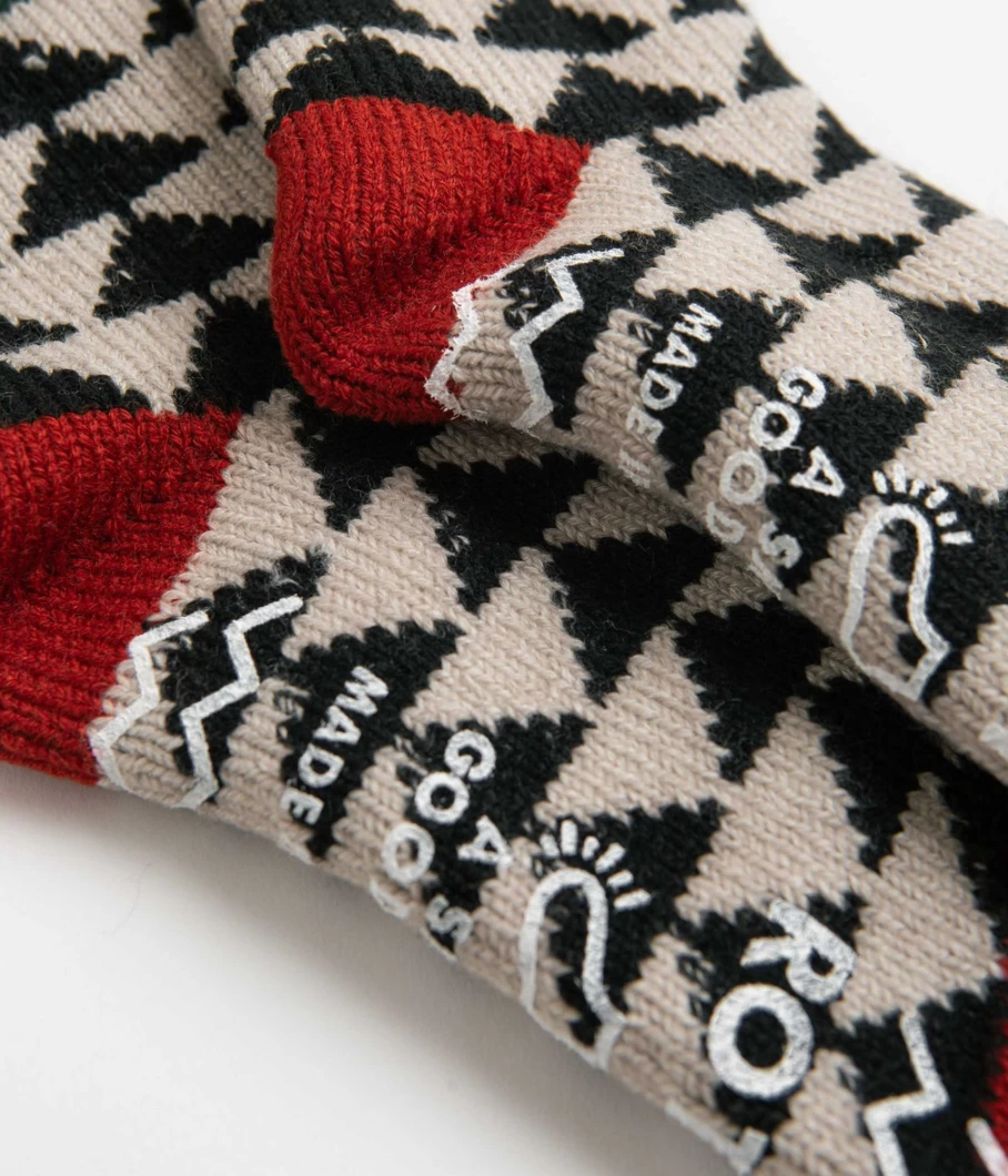 RoToTo Men's Comfy Room Sankaku Socks - Soft Triangle Design for Relaxation