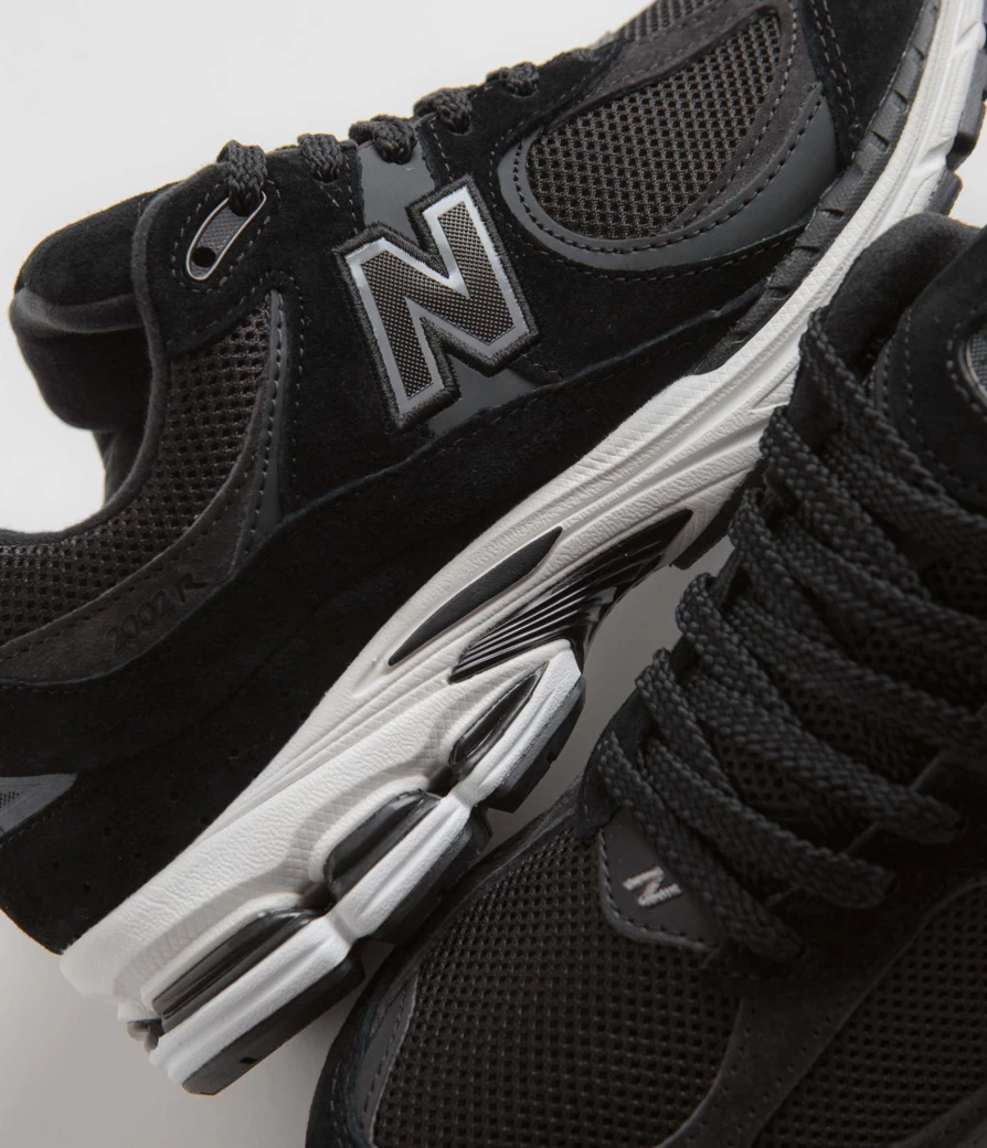 New Balance 2002R Men's Running Shoes - Premium Comfort & Style for Athletic Performance