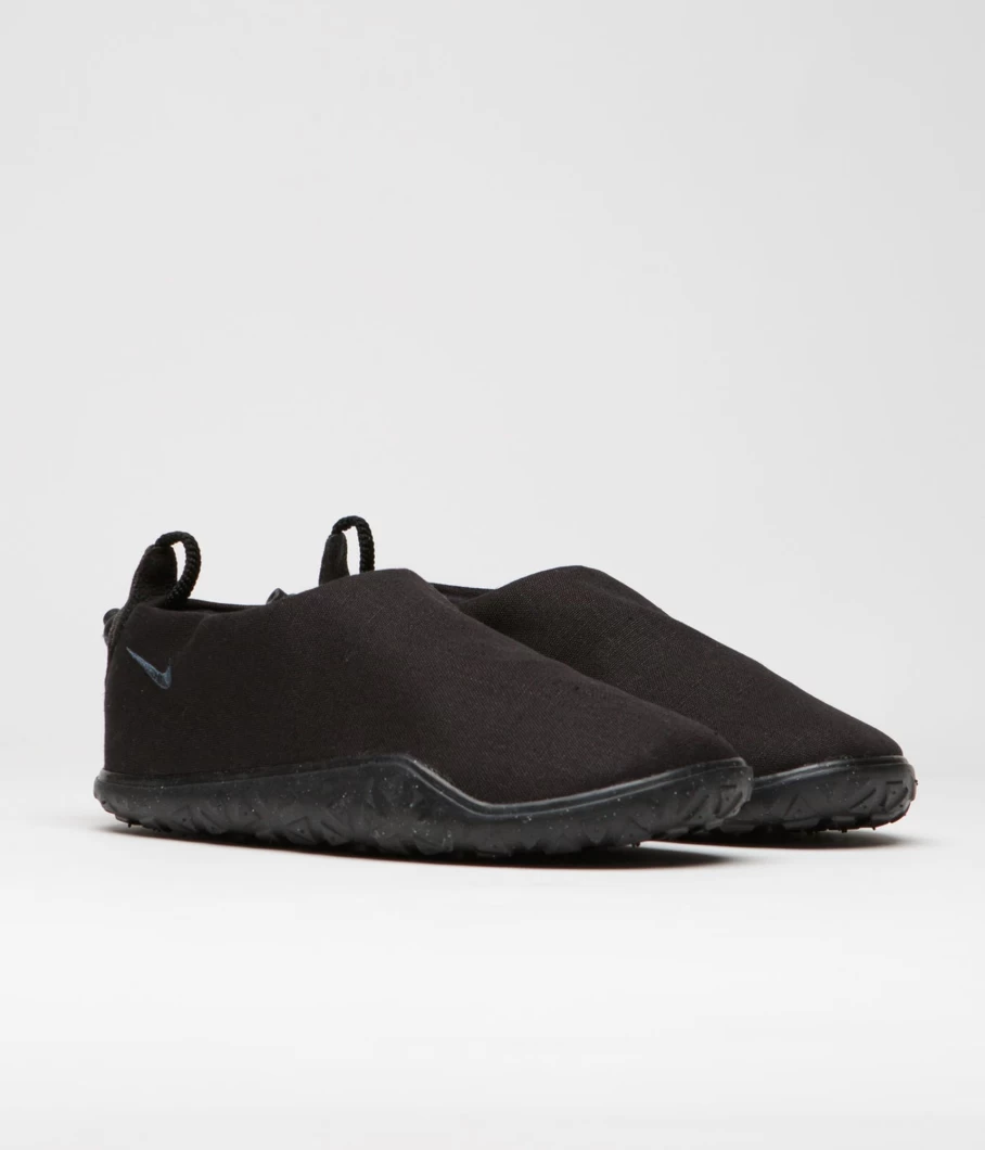 Nike ACG Moc 3.0 Slip-On Outdoor Shoes for Men - Water-Resistant Trail Sneakers