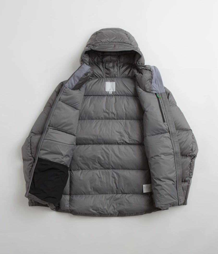 Cayl Men's Lightweight Down Jacket for Winter - Warm & Water-Resistant Outdoor Coat