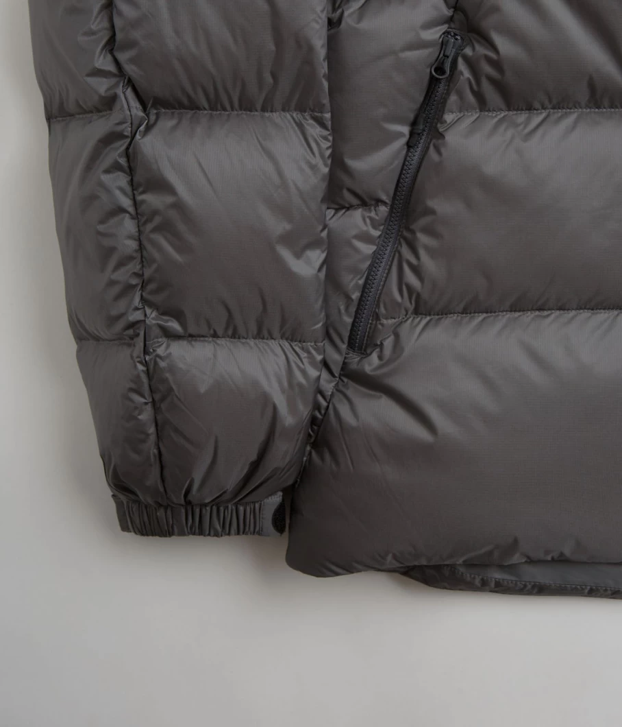 Cayl Men's Lightweight Down Jacket for Winter - Warm & Water-Resistant Outdoor Coat