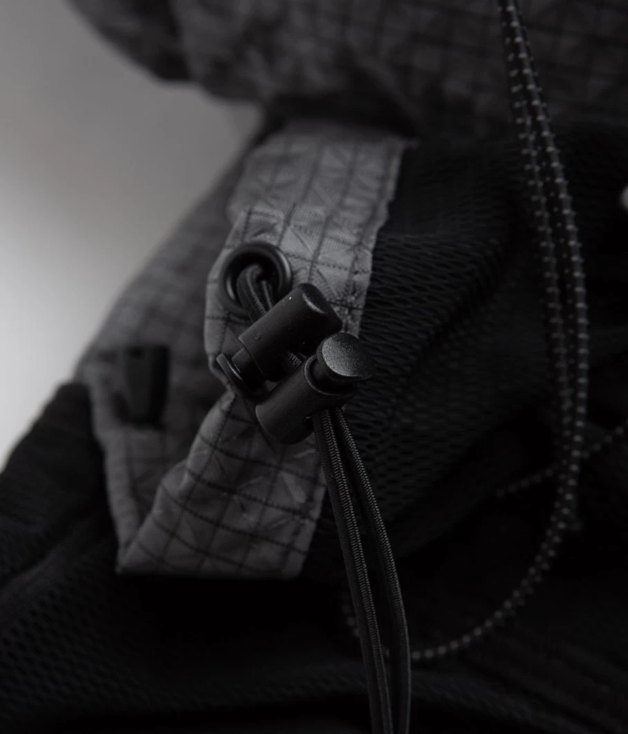 Cayl Men's B-Grid Hip Bag - Durable & Stylish Waist Pack for Everyday Use