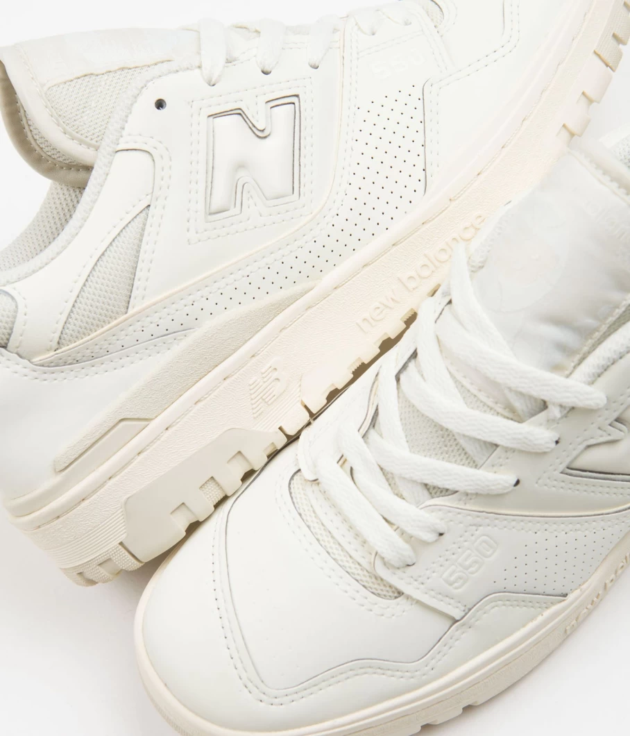 New Balance 550 Men's Basketball Shoes – Classic Style & Comfort
